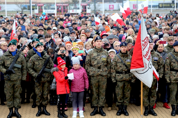 Elblążanie ustanowili nowy rekord Polski w śpiewaniu pieśni patriotycznej jednocześnie!