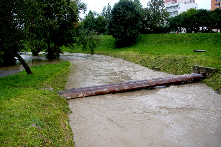 Elblążanie walczą z wielką wodą. 