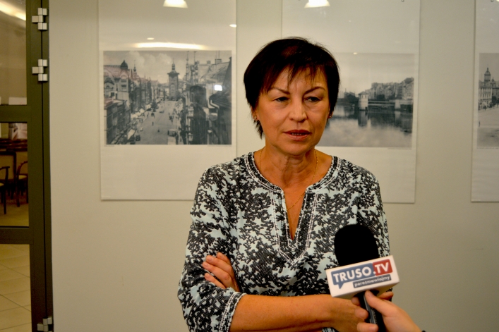Elżbieta Sielewicz, dyrektor Elbląskiej Orkeistry Kameralnej, EOK i Vołosi - wspólna próba w Ratuszu Staromiejskim