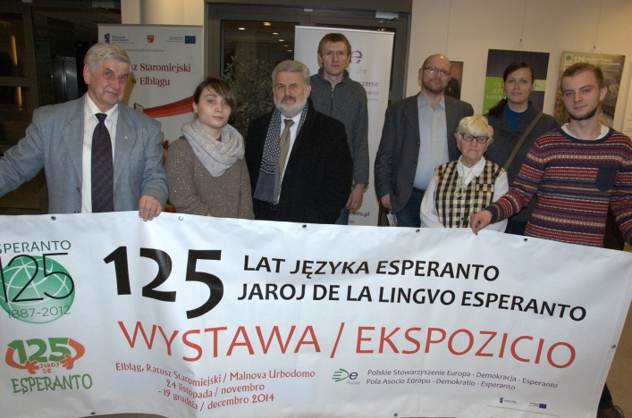 Esperantyści zapraszają na wystawę do ratusza