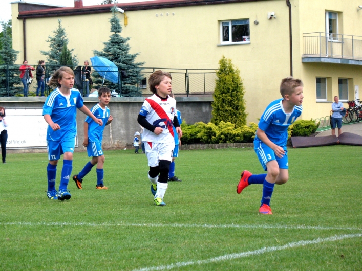 Fajny ten puchar. Juventus uczcił 70 lecie Olimpii Elbląg. Zdjęcia