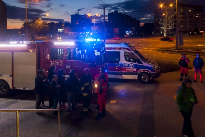 Fałszywy alarm bombowy w C.H. Ogrody. Akcja zakończona