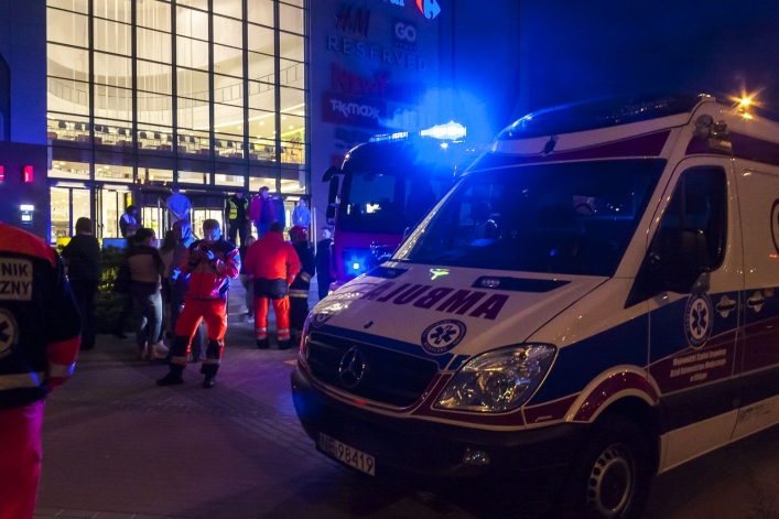 Fałszywy alarm bombowy w C.H. Ogrody. Akcja zakończona