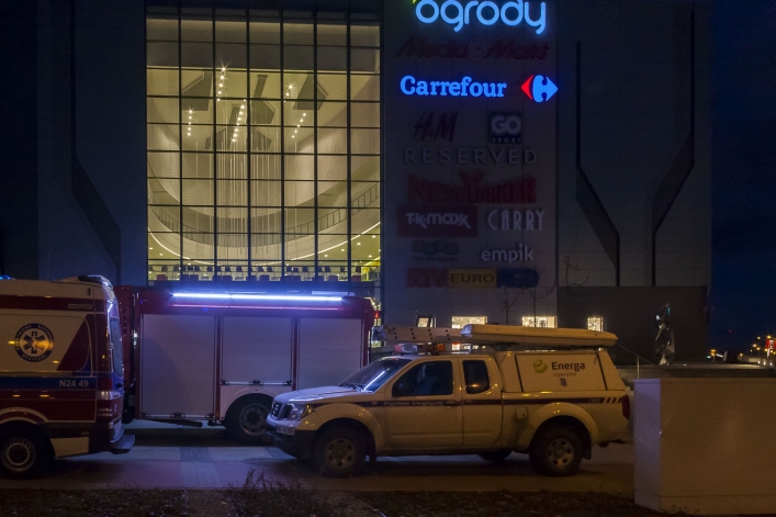 Fałszywy alarm bombowy w C.H. Ogrody. Akcja zakończona