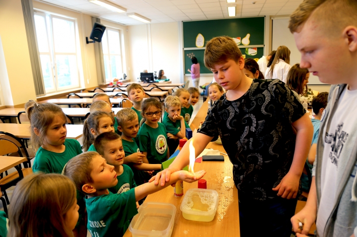 Festiwal Nauki PWSZ, czyli od programowania robotów po produkcję mydełek