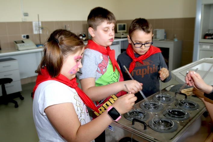 Festiwal Nauki PWSZ, czyli od programowania robotów po produkcję mydełek
