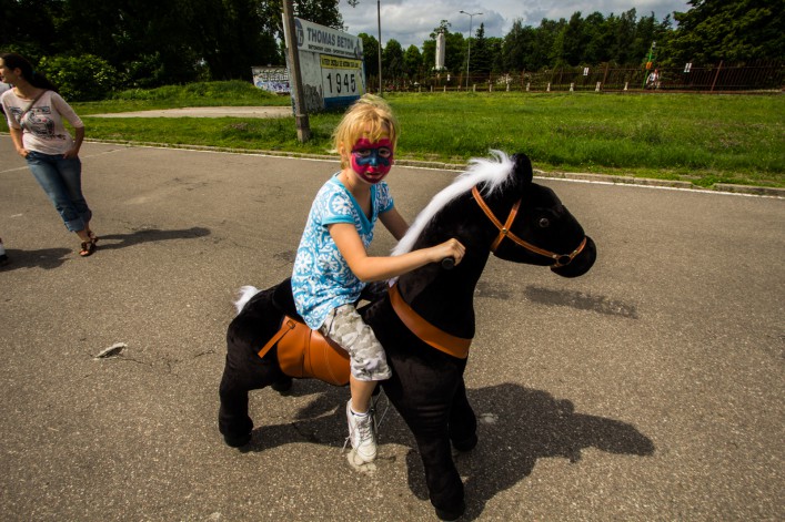 Festyn Rodzinny na stadionie KS Olimpii Elbląg. Zobacz zdjęcia oraz video