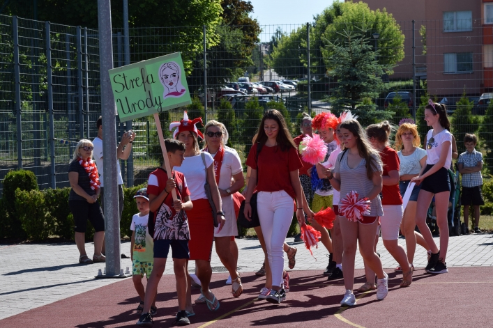 Festyn Rodzinny w SP 11 w klimacie piłkarskich zmagań