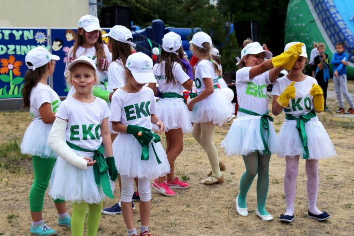 Festyn rodzinny w Szkole Podstawowej nr 18. Uroczyste zakończenie akcji Rowerowy Maj