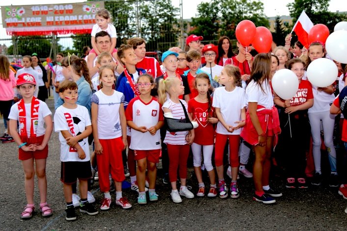 Festyn rodzinny w Szkole Podstawowej nr 18. Uroczyste zakończenie akcji Rowerowy Maj
