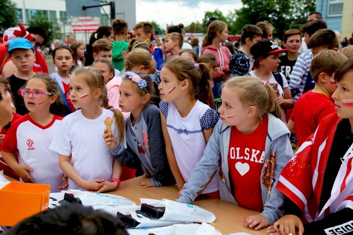 Festyn rodzinny w Szkole Podstawowej nr 18. Uroczyste zakończenie akcji Rowerowy Maj