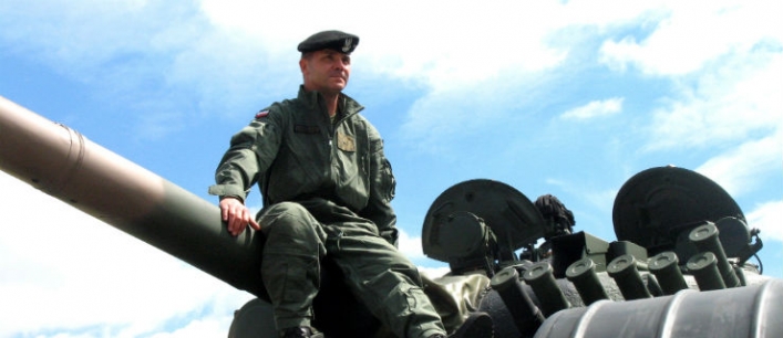 Festyn wojskowy z ciężkim sprzętem