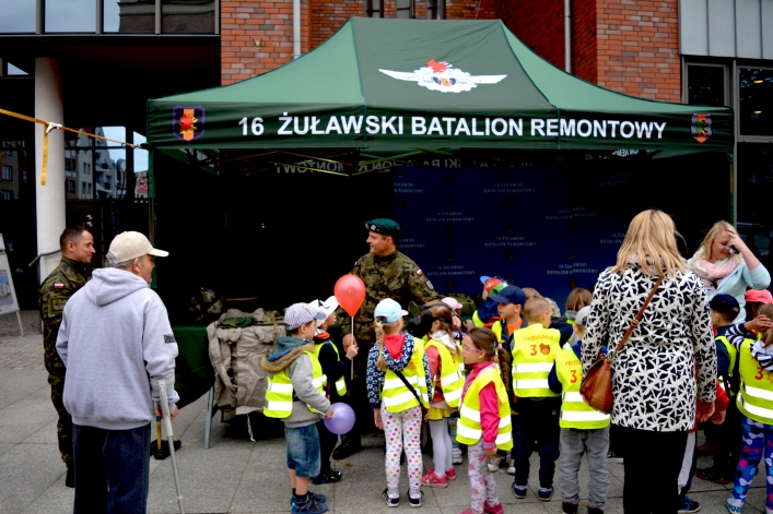 Festyn z okazji Dnia Dziecka na placu katedralnym (+ zdjęcia)