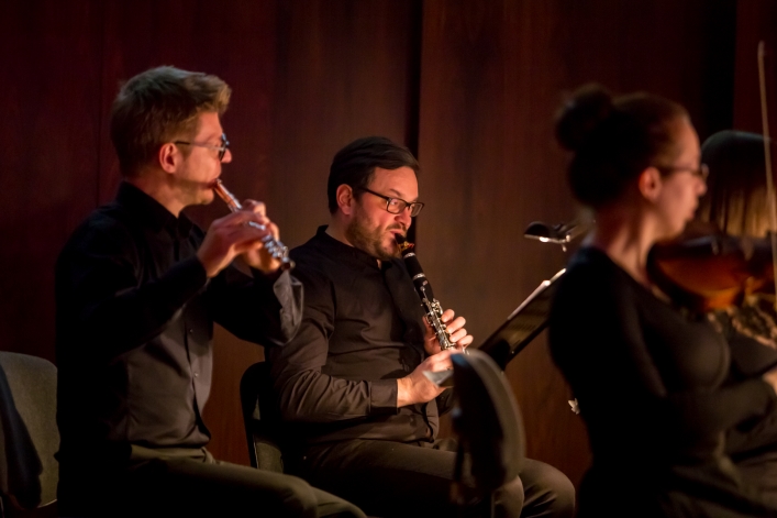 Film z Polą Negri i muzyką na żywo Maksymiuka. Koncert EOK (+zdjęcia)