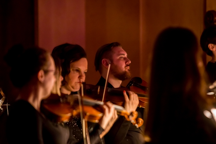 Film z Polą Negri i muzyką na żywo Maksymiuka. Koncert EOK (+zdjęcia)