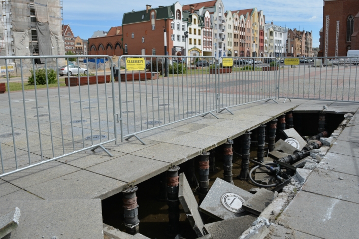 Fontanna na placu katedralnym została poważnie zniszczona (+ zdjęcia)