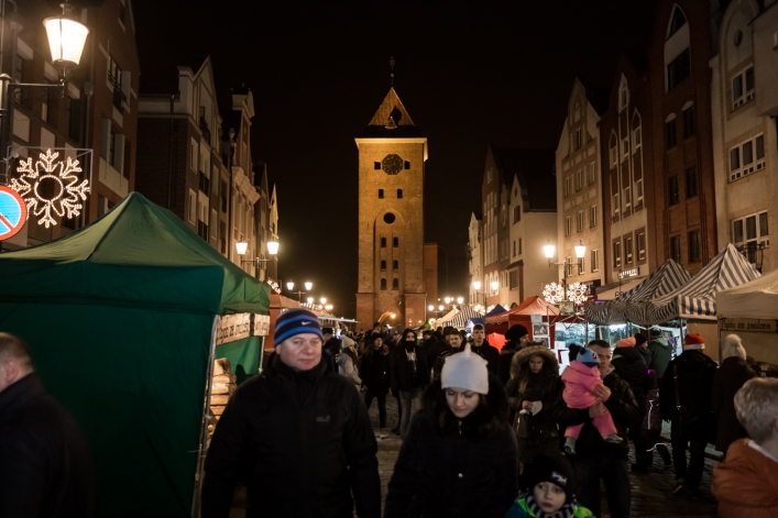 Fotorelacja: Świąteczna impreza Coca-Coli, występ Ewy Farny oraz pokaz sztucznych ogni.