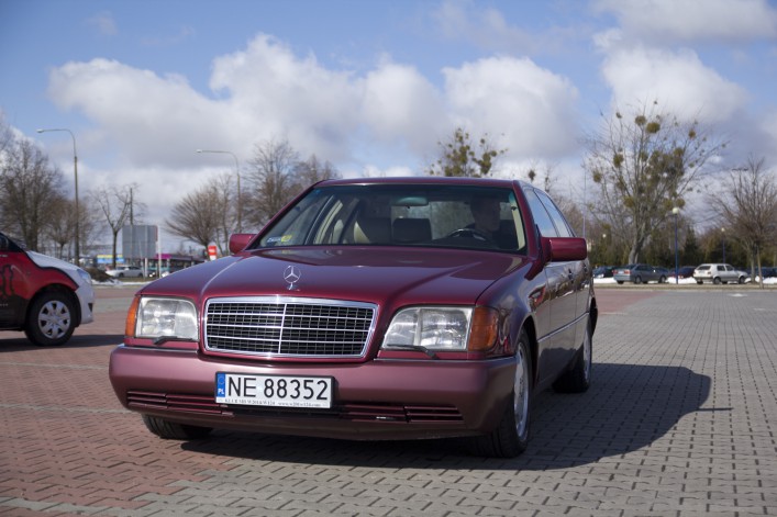 FURA 15 - Mercedes wiśnia