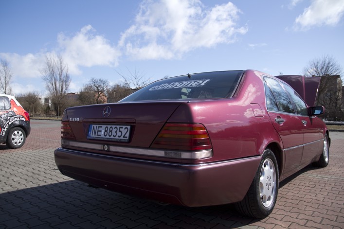 FURA 15 - Mercedes wiśnia