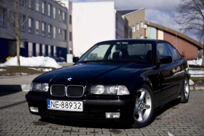 FURA 20 - BMW czarne