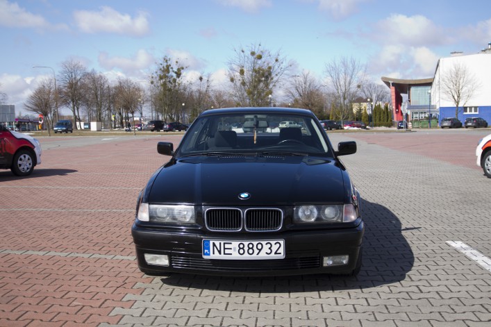 FURA 20 - BMW czarne