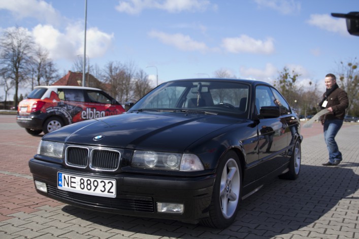 FURA 20 - BMW czarne