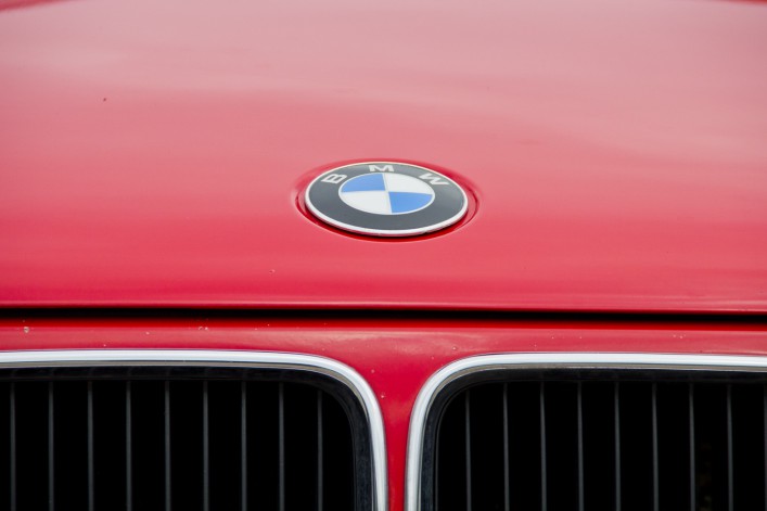 FURA 28 - BMW czerwone