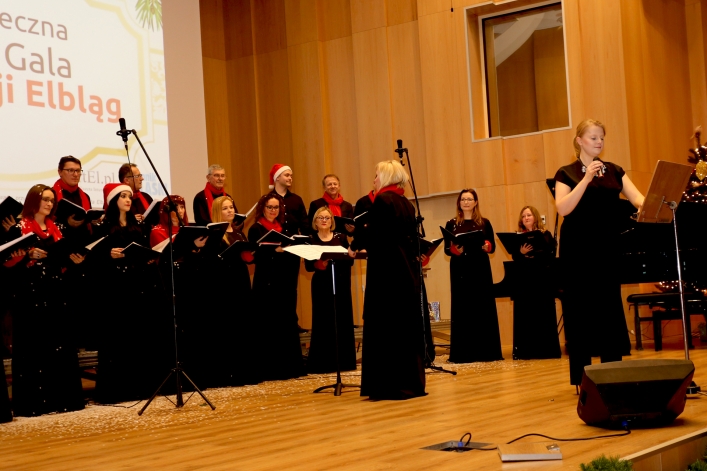 Galę Fundacji Elbląg uświetniły występy chóru Cantata, Pauliny Hebel i Ryszarda Rynkowskiego (+ zdjęcia)