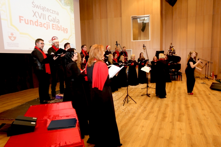 Galę Fundacji Elbląg uświetniły występy chóru Cantata, Pauliny Hebel i Ryszarda Rynkowskiego (+ zdjęcia)
