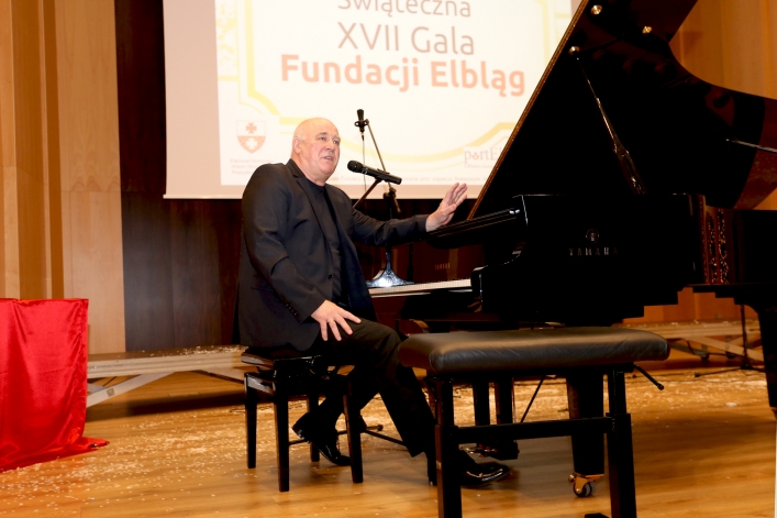 Galę Fundacji Elbląg uświetniły występy chóru Cantata, Pauliny Hebel i Ryszarda Rynkowskiego (+ zdjęcia)