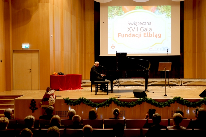 Galę Fundacji Elbląg uświetniły występy chóru Cantata, Pauliny Hebel i Ryszarda Rynkowskiego (+ zdjęcia)