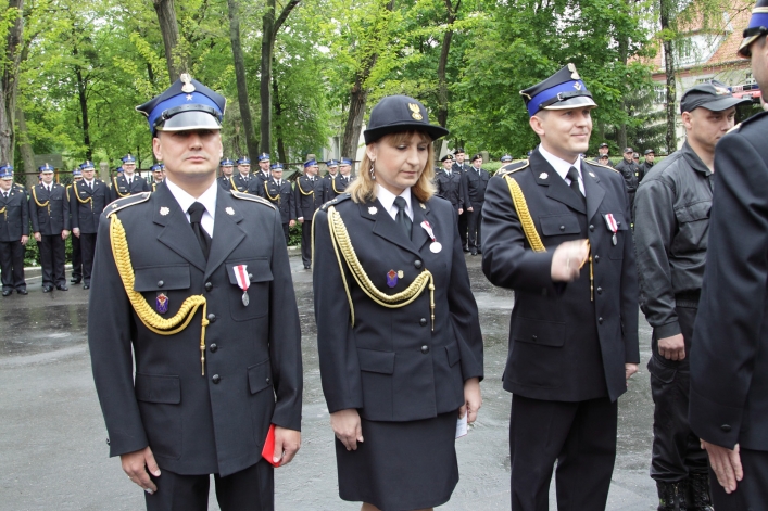 Gaszą pożary, ratują ludzi, walczą z żywiołami. Wczoraj świętowali