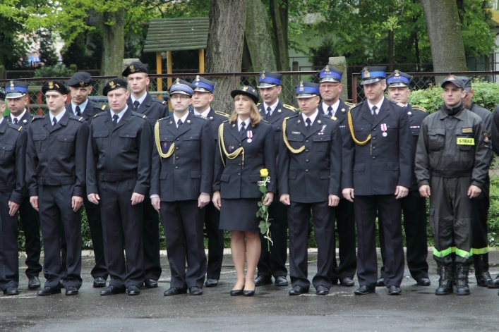 Gaszą pożary, ratują ludzi, walczą z żywiołami. Wczoraj świętowali