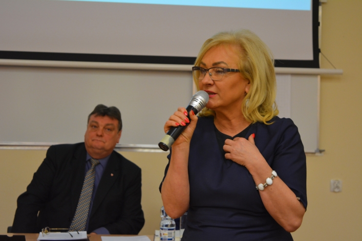 Gimnazjum nr 7: przeniesienie uczniów budzi emocje
