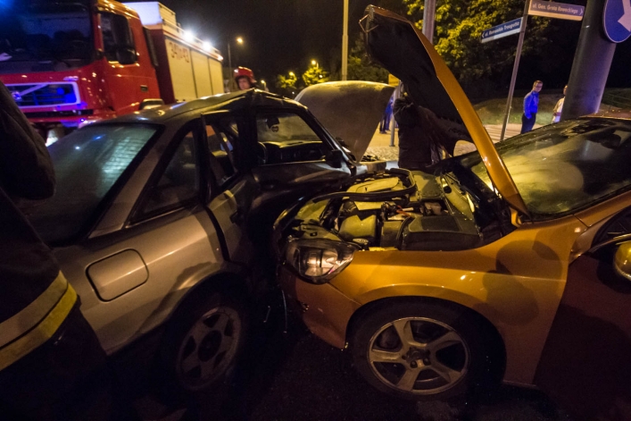 Groźne zderzenie dwóch pojazdów na Traugutta. Jedna osoba w szpitalu