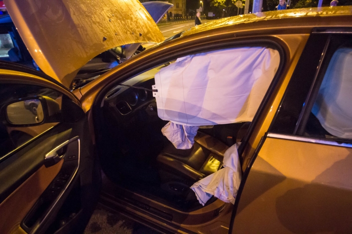 Groźne zderzenie dwóch pojazdów na Traugutta. Jedna osoba w szpitalu