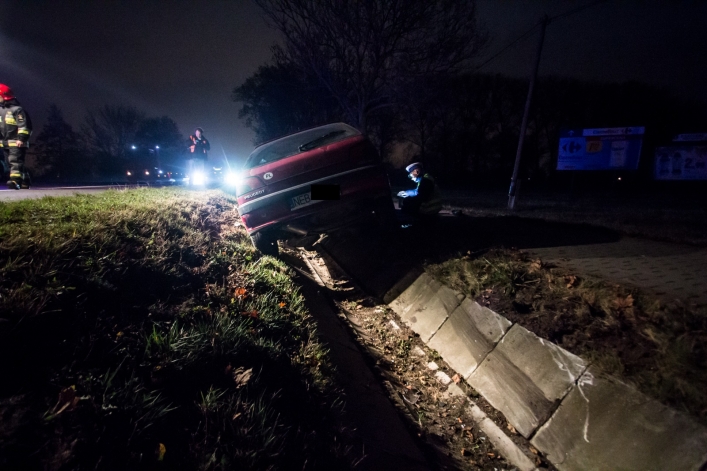 Groźne zderzenie na siódemce. Cztery osoby w szpitalu