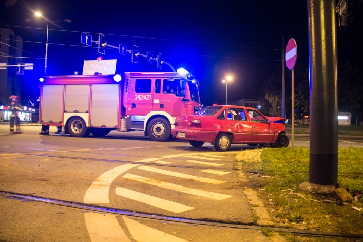 Groźny wypadek w centrum Elbląga. Jedna osoba ranna