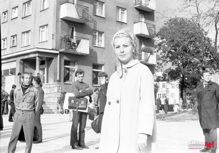 Historia zamknięta w fotografii. Dlaczego lubimy oglądać stare zdjęcia?
