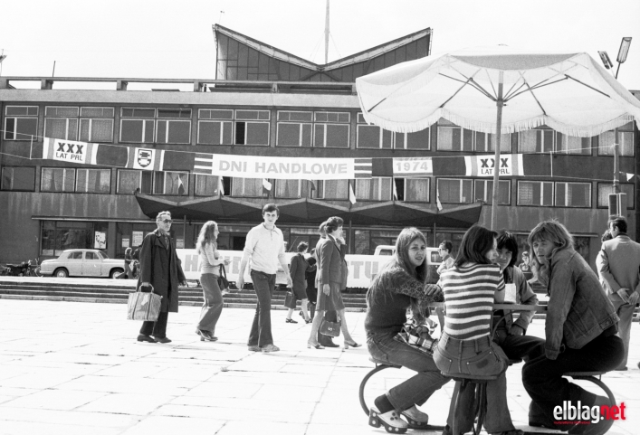 Historia zamknięta w fotografii. Dlaczego lubimy oglądać stare zdjęcia?