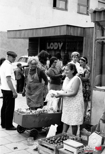 Historia zamknięta w fotografii. Dlaczego lubimy oglądać stare zdjęcia?