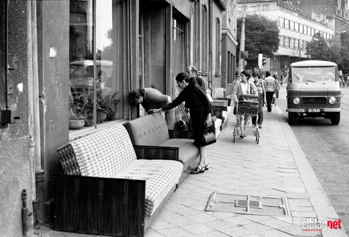 Historia zamknięta w fotografii. Dlaczego lubimy oglądać stare zdjęcia?