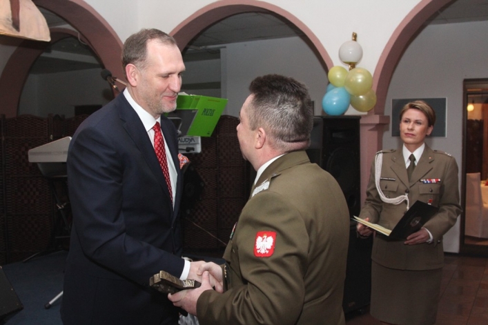 HUSARZE 16 PDZ  