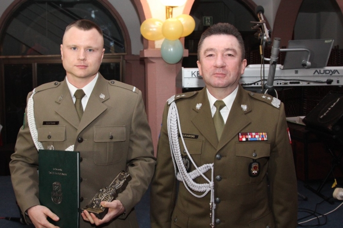 HUSARZE 16 PDZ  