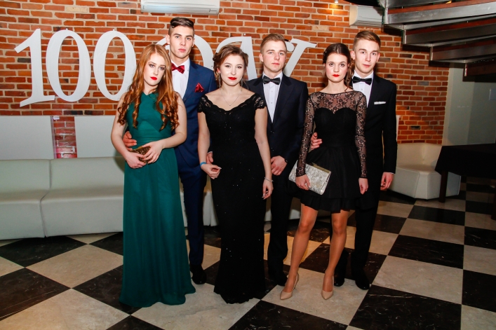 II Liceum Ogólnokształcące odlicza 100 dni do matury - zdjęcia!