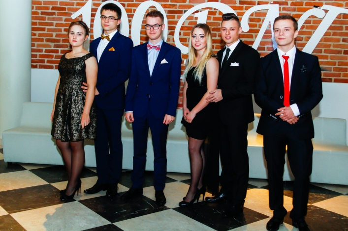 II Liceum Ogólnokształcące odlicza 100 dni do matury - zdjęcia!