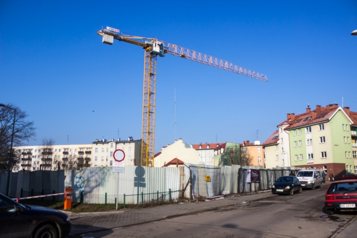 Jak przebiega budowa przy ul. Winnej? Zobacz nasze zdjęcia