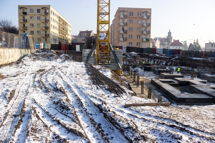 Jak przebiega budowa przy ul. Winnej? Zobacz nasze zdjęcia