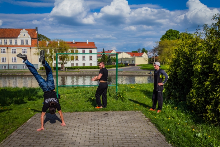 Jedni chcą się ich pozbyć, inni biją im brawo. Elbląscy streetworkerzy (Wywiad)