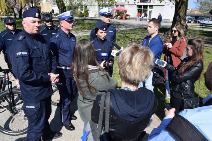 Jednośladem bezpiecznie do celu na Warmii i Mazurach. O tym musisz pamiętać! Kompendium (+ zdjęcia)
